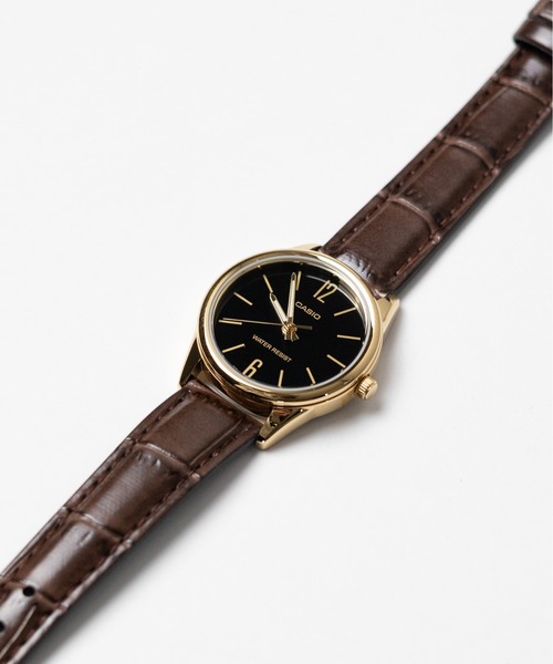 CASIO(カシオ)の「【60】【ITN】【CASIO(カシオ)】アナログ ラウンド ゴールド レザー 腕時計(アナログ腕時計・レディース・ホワイト/ブラック/ゴールド/ホワイト系その他/ブラック系その他/ゴールド系その他・FREE)」の3枚目の写真