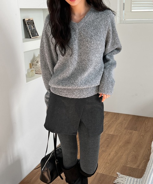 by muni:r（バイ ムニール）の「シンプルスリットラップスカートパンツ（スカート・レディース・ブラック/チャコール・SMALL/MEDIUM）」の16枚目の写真