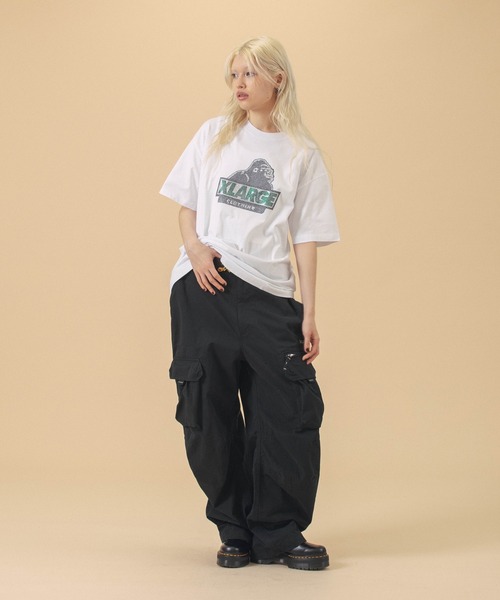 XLARGE(エクストララージ)の「RHINE STONE SLANTED OG S/S TEE(Tシャツ/カットソー・メンズ・ホワイト/ブラック/ネイビー・L/M/S/XL)」の11枚目の写真