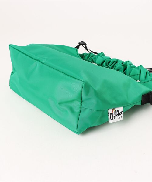 Drifter（ドリフター）の「GATHER HANDLE BAG／ギャザーハンドルバッグ（ショルダーバッグ・レディース・ケリーグリーン/ピンク/ブラック/ブルー/ブラウン/ピーコックグリーン系・FREE）」の14枚目の写真