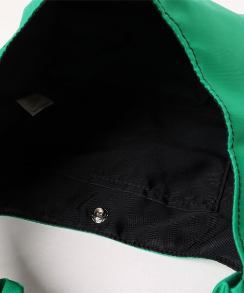 Drifter（ドリフター）の「GATHER HANDLE BAG／ギャザーハンドルバッグ（ショルダーバッグ・レディース・ケリーグリーン/ピンク/ブラック/ブルー/ブラウン/ピーコックグリーン系・FREE）」の13枚目の写真
