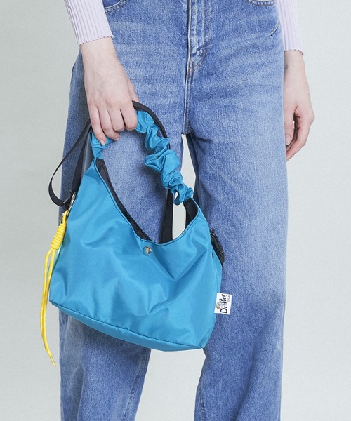 Drifter（ドリフター）の「GATHER HANDLE BAG／ギャザーハンドルバッグ（ショルダーバッグ・レディース・ケリーグリーン/ピンク/ブラック/ブルー/ブラウン/ピーコックグリーン系・FREE）」の11枚目の写真