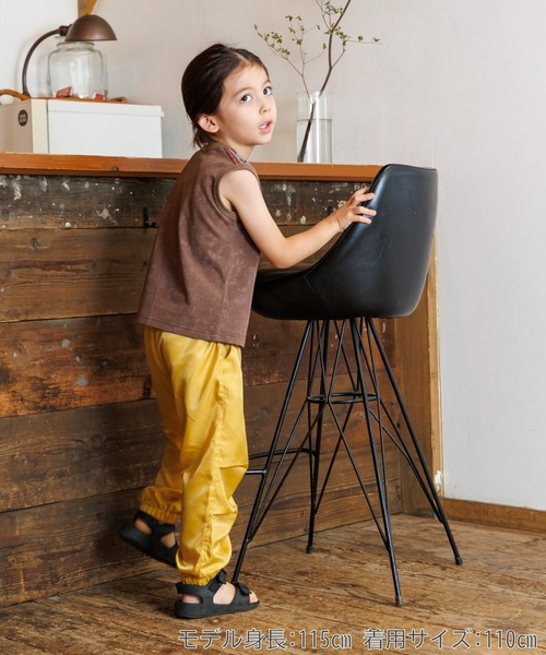 MAKE YOUR DAY（メイクユアデイ）の「チロリアンスリーブレスTシャツ■80～140cm（Tシャツ/カットソー・キッズ・グレー/ブラウン・90/100/110/120/130/140/80）」の7枚目の写真