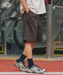 Dickies（ディッキーズ）の「Dickies ディッキーズ 別注 TCツイル ツータック イージーワイドハーフパンツ【THE CRAFT CREW PRODUCTS】（チノパンツ）」