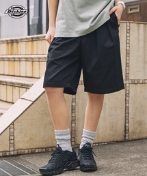 Dickies（ディッキーズ）の「Dickies ディッキーズ 別注 TCツイル ツータック イージーワイドハーフパンツ【THE CRAFT CREW PRODUCTS】（チノパンツ）」