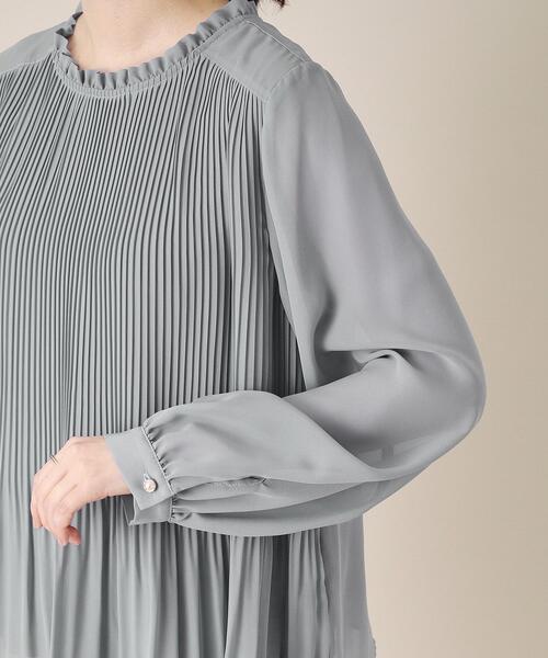 ITS'DEMO（イッツデモ）の「◆【通勤】プリーツブラウス（シャツ/ブラウス・レディース・ネイビー/グレー/オフホワイト・00）」の4枚目の写真