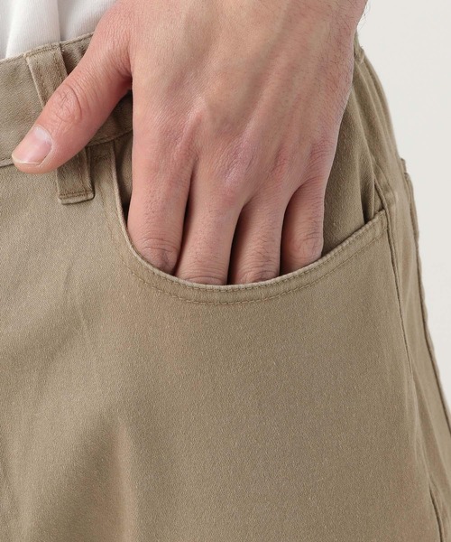 BAYFLOW（ベイフロー）の「[大人見え]スリムストレッチサテンパンツ≪ストレッチ≫（チノパンツ・メンズ・ベージュ/カーキ/チャコール・MEDIUM/LARGE）」の13枚目の写真