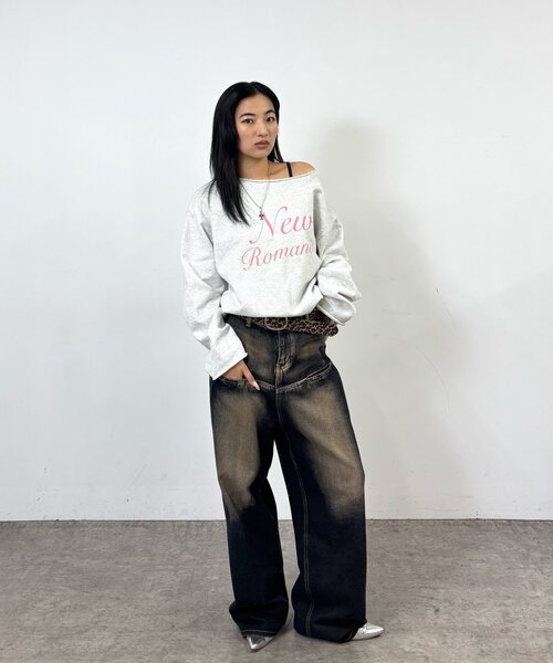 WHO'S WHO gallery（フーズフーギャラリー）の「New Romanticワンオフショルトップス（スウェット・レディース・ライトグレー/グレー/チャコールグレー・FREE）」の18枚目の写真