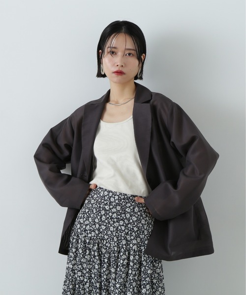 N.（N. Natural Beauty Basic）（エヌエヌナチュラルビューティーベーシック）の「シアーテーラードジャケット（テーラードジャケット・レディース・ベージュ/チャコールグレー/セージグリーン・MEDIUM）」の4枚目の写真