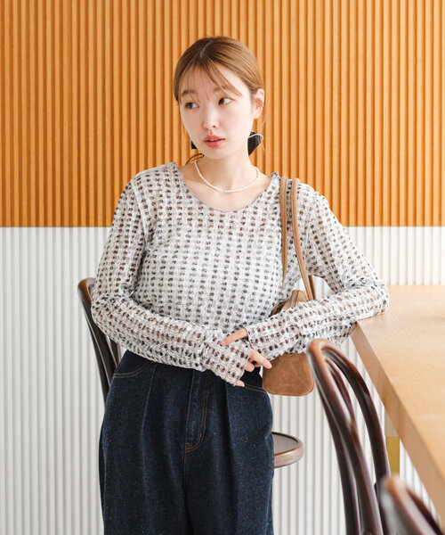 Kastane(カスタネ)の「【初夏まで着れる/リバーシブル】シアーチェックプルオーバー(Tシャツ/カットソー・レディース・サックスブルー/ブラック/ベージュ・FREE)」の7枚目の写真