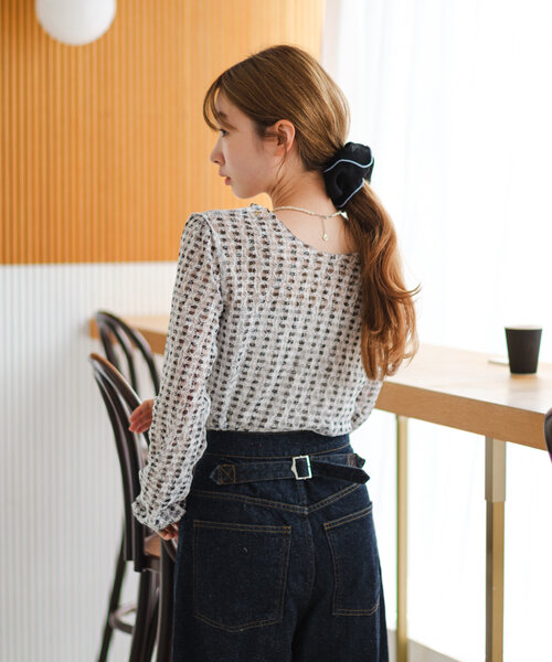 Kastane(カスタネ)の「【初夏まで着れる/リバーシブル】シアーチェックプルオーバー(Tシャツ/カットソー・レディース・サックスブルー/ブラック/ベージュ・FREE)」の9枚目の写真