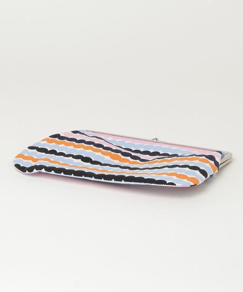 marimekko(マリメッコ)の「Pieni Rasymatto / puolikas kukkaro(ポーチ・レディース・マルチ・FREE)」の8枚目の写真