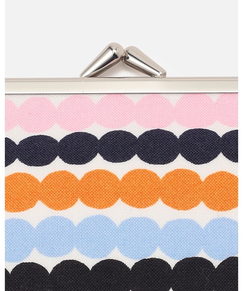 marimekko(マリメッコ)の「Pieni Rasymatto / puolikas kukkaro(ポーチ・レディース・マルチ・FREE)」の6枚目の写真