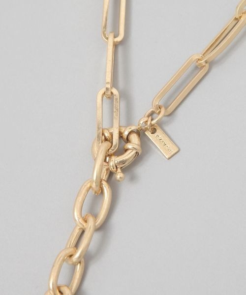 JEANASIS(ジーナシス)の「Yラインロングチェーンネックレス/290385(ネックレス・レディース・ゴールド/シルバー・FREE)」の5枚目の写真