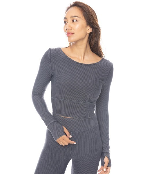 BILLABONG(ビラボン)の「BILLABONG レディース 【ACTIVE】 ACTIVE RIB BRA LS TEE アクティブウェア 【2025年春夏モデル】/ビラボントレーニングショート丈長袖トップス(その他トップス・レディース・ブラック/ライトパープル・MEDIUM)」の1枚目の写真