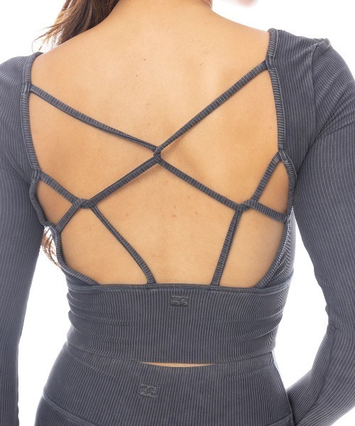 BILLABONG(ビラボン)の「BILLABONG レディース 【ACTIVE】 ACTIVE RIB BRA LS TEE アクティブウェア 【2025年春夏モデル】/ビラボントレーニングショート丈長袖トップス(その他トップス・レディース・ブラック/ライトパープル・MEDIUM)」の4枚目の写真
