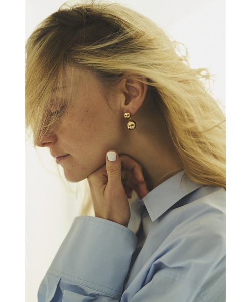Rouge vif（ルージュヴィフ）の「【LUV AJ/ラヴエージェイ】DOUBLE BALL EARRINGS ピアス（ピアス（両耳用）・レディース・シルバー/ゴールド・フリー）」の11枚目の写真