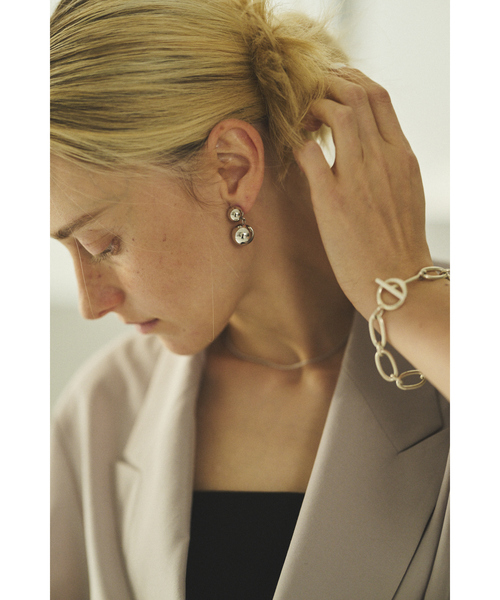 Rouge vif（ルージュヴィフ）の「【LUV AJ/ラヴエージェイ】DOUBLE BALL EARRINGS ピアス（ピアス（両耳用）・レディース・シルバー/ゴールド・フリー）」の9枚目の写真