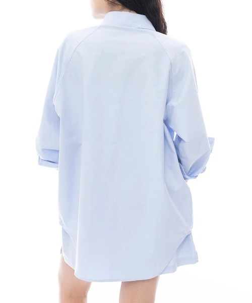 RVCA(ルーカ)の「RVCA レディース RECESSION LOOSE FIT SHIRT 長袖シャツ 【2025年春夏モデル】/ルーカセットアップ対応長袖シャツ(シャツ/ブラウス・レディース・ライトブルー/ホワイト・SMALL/MEDIUM/LARGE)」の8枚目の写真