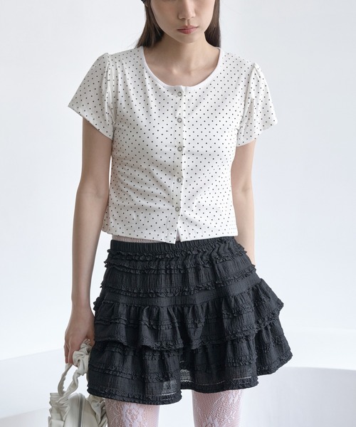 UNE MANSION（ユヌマンション）の「【UNE ORIGINAL】スナップボタンショルダーパフレイヤードドットパターンカーディガン（カーディガン/ボレロ・レディース・ホワイト/グレー/ブラック・SMALL/MEDIUM）」の20枚目の写真