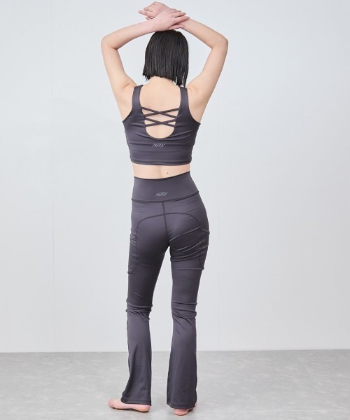 NERGY(ナージー)の「ナージージャパン NERGY ALPENタンクブラトップス_(スポーツブラ・レディース・サックスブルー/ベージュ/チャコールグレー・M/L)」の6枚目の写真