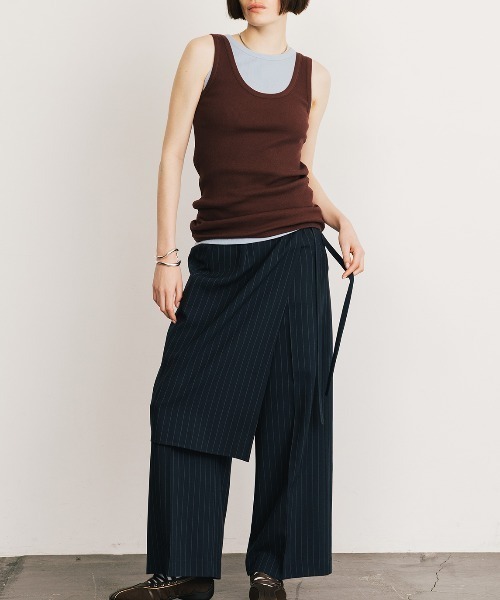 CREDONA(クレドナ)の「CALATHEA STRIPE LAYERED PANTS/カラテアストライプレイヤードパンツ(スラックス・レディース・ネイビー・0/1)」の5枚目の写真