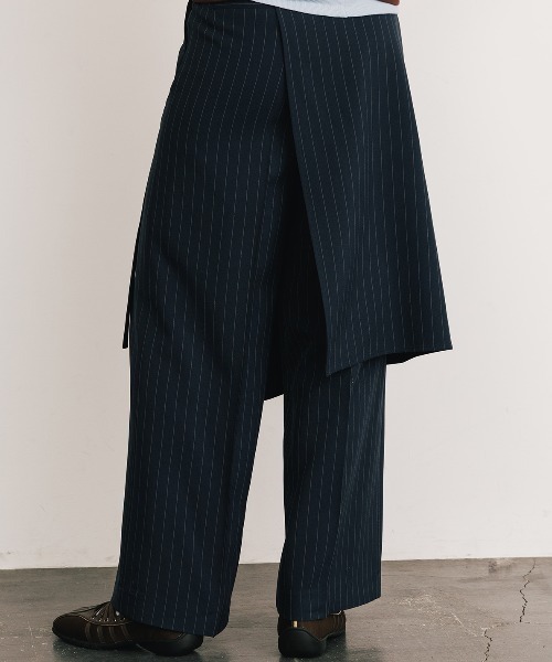 CREDONA(クレドナ)の「CALATHEA STRIPE LAYERED PANTS/カラテアストライプレイヤードパンツ(スラックス・レディース・ネイビー・0/1)」の13枚目の写真