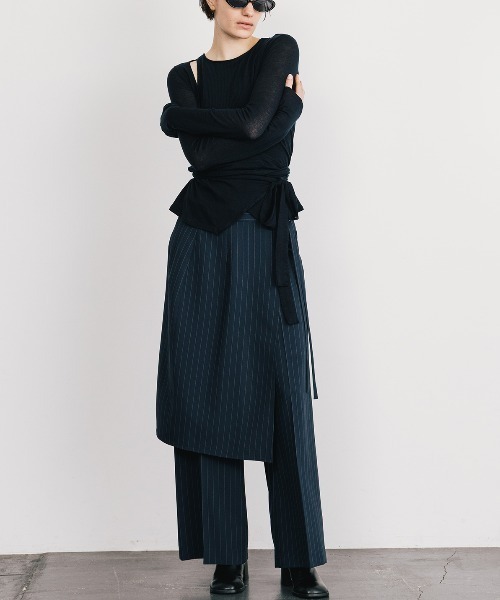 CREDONA(クレドナ)の「CALATHEA STRIPE LAYERED PANTS/カラテアストライプレイヤードパンツ(スラックス・レディース・ネイビー・0/1)」の8枚目の写真