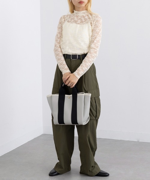 cache cache（カシュ カシュ）の「【cache cache】太ショルダー付き2wayテープトートバッグ M（ショルダーバッグ・レディース・ブラック/グレー/ブラウン/アイボリー/ベージュ・FREE）」の16枚目の写真