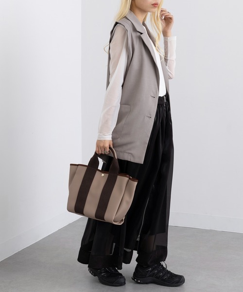 cache cache（カシュ カシュ）の「【cache cache】太ショルダー付き2wayテープトートバッグ M（ショルダーバッグ・レディース・ブラック/グレー/ブラウン/アイボリー/ベージュ・FREE）」の22枚目の写真