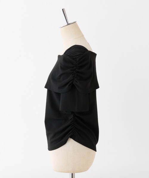 one after another NICE CLAUP(ワンアフターアナザーナイスクラップ)の「オフショルカットトップス【ブラ紐隠し】(Tシャツ/カットソー・レディース・ベージュ/イエロー/ブラック/オフホワイト/杢グレー/サックスブルー/ベビーピンク/チャコールグレー・FREE)」の9枚目の写真