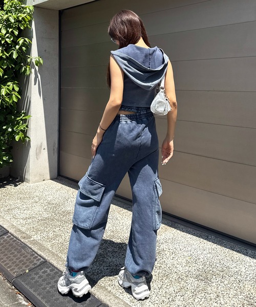 SPIRALGIRL（スパイラルガール）の「ピグメントノースリトップス（スウェット・レディース・ブラック/ブラウン/ネイビー・FREE）」の14枚目の写真