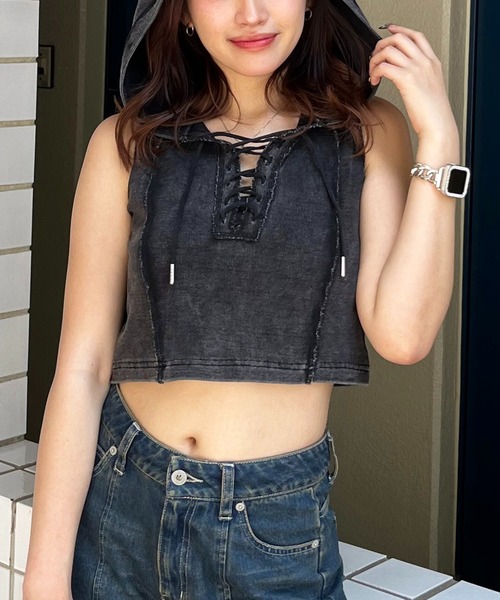 SPIRALGIRL（スパイラルガール）の「ピグメントノースリトップス（スウェット・レディース・ブラック/ブラウン/ネイビー・FREE）」の4枚目の写真