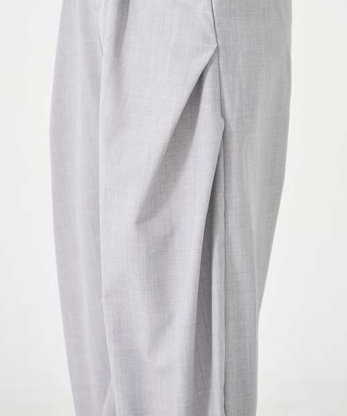 CONZ（コンズ）の「カーブレッグトラウザー（スラックス・メンズ・ブラック/ダークグレー/グレイッシュベージュ/ライトグレー/その他2/その他3/ストライプ/ベージュ/カーキ/マルチ・1/2/3）」の19枚目の写真