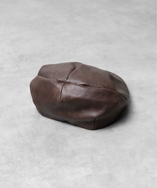 AVIREX（アヴィレックス）の「/AVIREX/synthetic leather HUNTING CAP（ハンチング/ベレー帽・メンズ・ブラック/ブラウン・FREE）」の6枚目の写真