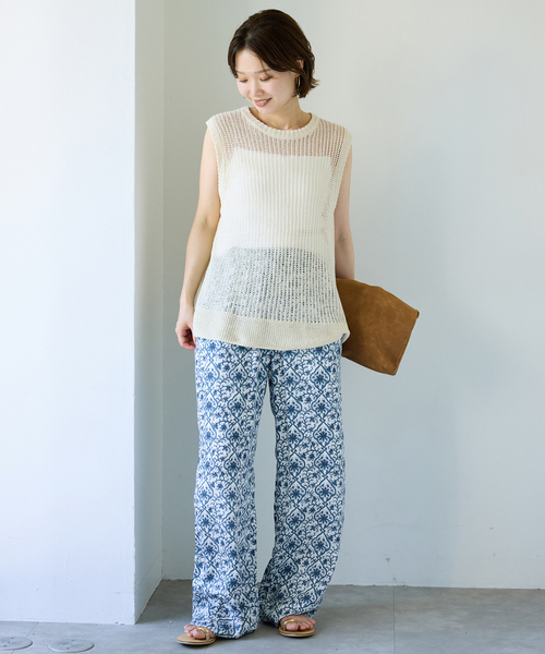 SLOBE IENA（スローブイエナ）の「《追加》KAYAノースリーブプルオーバー（ニット/セーター・レディース・カーキ/アイボリー/ブルー/ブラウン・FREE）」の9枚目の写真