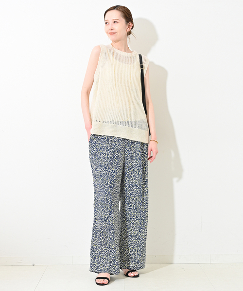 SLOBE IENA（スローブイエナ）の「《追加》KAYAノースリーブプルオーバー（ニット/セーター・レディース・カーキ/アイボリー/ブルー/ブラウン・FREE）」の14枚目の写真