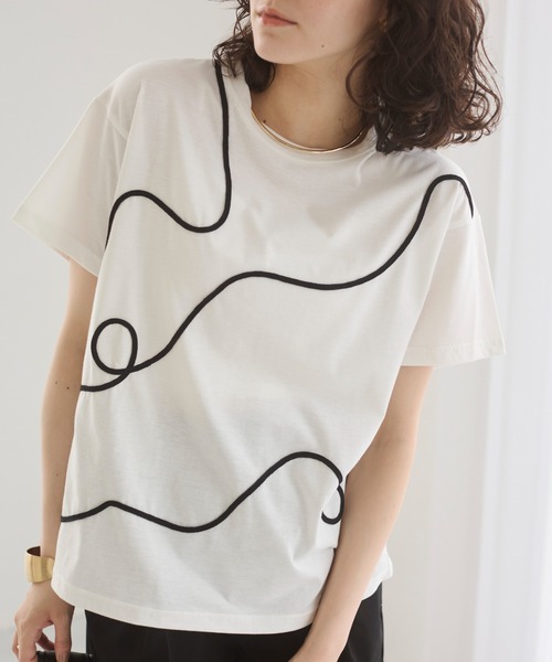 ANGIE(アンジー)の「コード刺繍 デザイン Tシャツ (半袖)(Tシャツ/カットソー・レディース・オフホワイト/ブラウン/ダークグレー・FREE)」の20枚目の写真