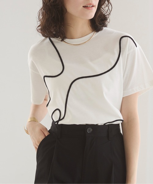 ANGIE(アンジー)の「コード刺繍 デザイン Tシャツ (半袖)(Tシャツ/カットソー・レディース・オフホワイト/ブラウン/ダークグレー・FREE)」の21枚目の写真