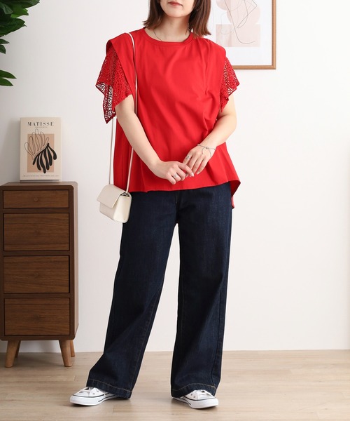 EGLANTINE（エグランティーヌ）の「EGLANTINE 袖レースカットソー（Tシャツ/カットソー・レディース・レッド/ロイヤルブルー/ブラック/オフホワイト・40）」の20枚目の写真
