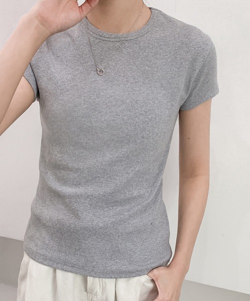 LOWO(ロワ)の「綿混ベーシックデザインTシャツ カットソー(Tシャツ/カットソー・レディース・ホワイト/ブラック/グレー・L/M/S)」の2枚目の写真