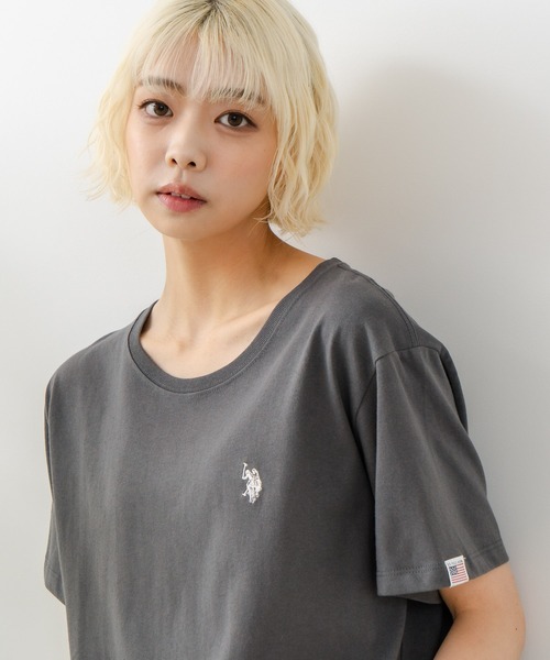 U.S. POLO ASSN.(ユーエスポロアッスン)の「【U.S. POLO ASSN./ユーエスポロアッスン】ブランドロゴワンポイント刺繍 無地・ボーダー柄Tシャツ レディース(Tシャツ/カットソー・レディース・ホワイト/ネイビー/サックスブルー/ピンク/イエロー/杢グレー/スミクロ・MEDIUM/LARGE)」の3枚目の写真