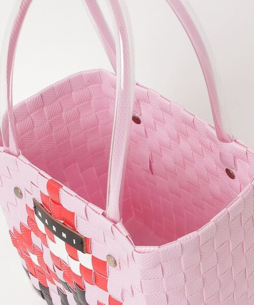 MARNI（マルニ）の「MARNI(マルニ)Kids & Junior かごハンドバッグ（かごバッグ・キッズ・ライトイエロー/ブラック/ライトピンク・ONE SIZE）」の4枚目の写真