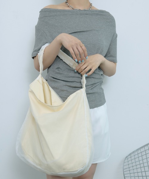 SEN TOKYO（セントーキョー）の「透明感と立体感。シフォンレイヤードショルダートートバッグ（トートバッグ・レディース・グレー/ブラック/ホワイト/ピンク・FREE）」の6枚目の写真