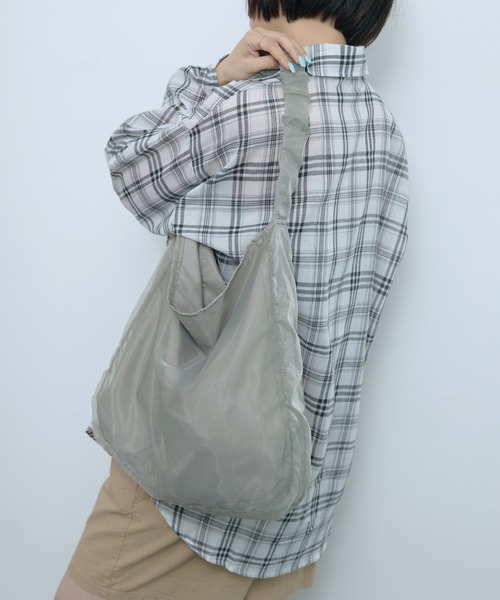 SEN TOKYO（セントーキョー）の「透明感と立体感。シフォンレイヤードショルダートートバッグ（トートバッグ・レディース・グレー/ブラック/ホワイト/ピンク・FREE）」の11枚目の写真