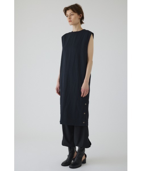美品 リムアーク 定価2,5円 ボリュームスリーブのワンピース RIM.ARK RIM.ARK（リムアーク）の「Back v neck OP（ワンピース）」 - WEAR