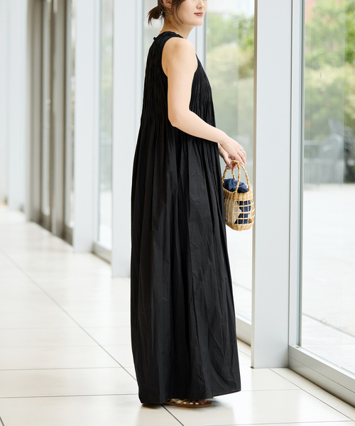 IENA LA BOUCLE（イエナラブークル）の「IENA LA BOUCLE ギャザーオールインワン（つなぎ/オールインワン・レディース・グリーン/ブラック・36/38）」の4枚目の写真