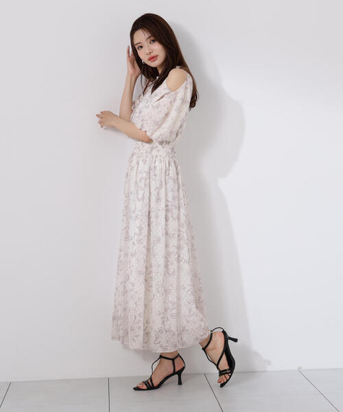 PROPORTION BODY DRESSING（プロポーションボディドレッシング）の「オープンショルダー花柄ワンピース / 1215240701（ワンピース・レディース・ダークグレー/ホワイト系その他・SMALL/MEDIUM）」の6枚目の写真