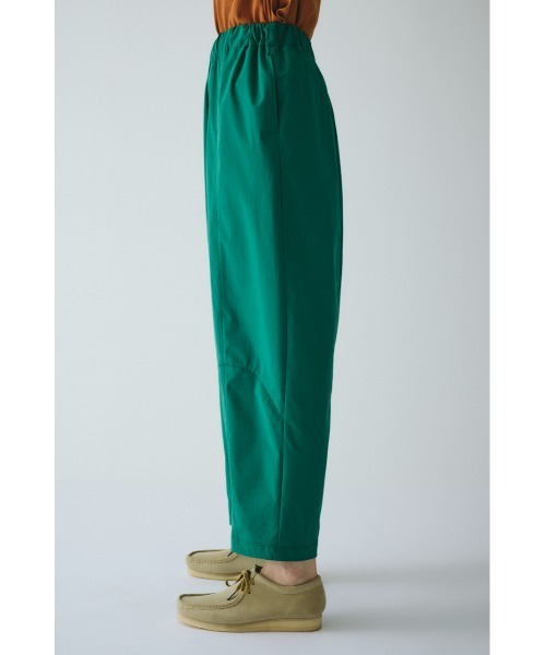 HeRIN.CYE（ヘリンドットサイ）の「Swinching  cocoon pants　　スイッチングコクーンパンツ（その他パンツ・レディース・ブラック/イエロー系その他/グリーン・36/38）」の7枚目の写真