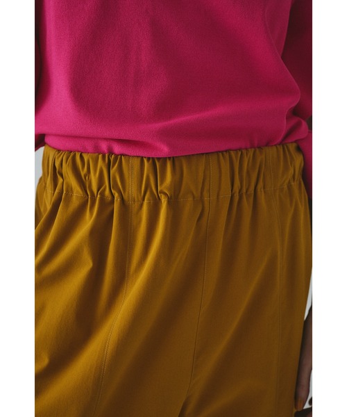 HeRIN.CYE（ヘリンドットサイ）の「Swinching  cocoon pants　　スイッチングコクーンパンツ（その他パンツ・レディース・ブラック/イエロー系その他/グリーン・36/38）」の18枚目の写真